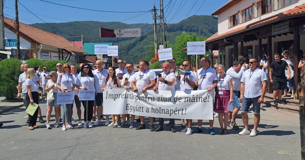 Új bánya nyitása és az ivóvízgondok megoldása a követelés